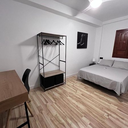 Apartamento Con Patio Para 4 En El Casco Historico Córdoba Exterior foto